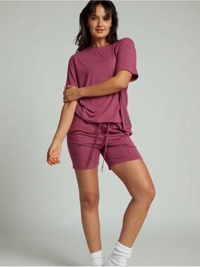 Comfrt Match Set - Mauve Short Sleeve Top & Drawstring Shorts